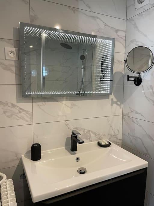 90M2 Hyper Centre Sauna Strazburg Dış mekan fotoğraf